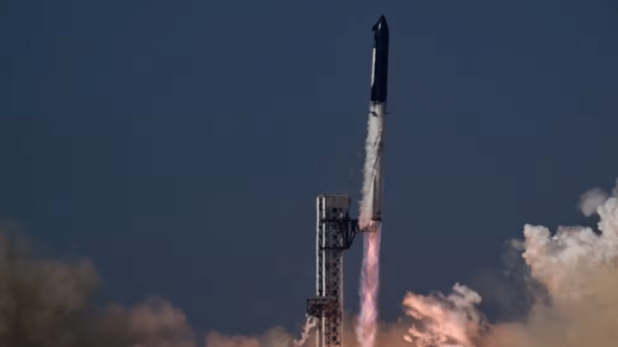 SpaceX Realiza 13º Voo de Teste da Starship Após Ajustes para Futuras Missões Espaciais