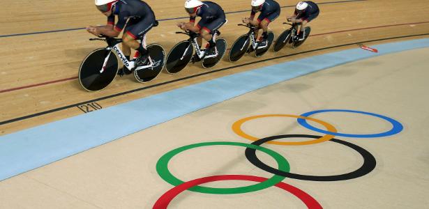 Velódromo do Parque Olímpico recebe atletas do Brasil e do exterior no Rio  Grappiling de luta livre esportiva — Ministério do Esporte