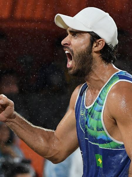 Bruno Schmidt, campeão olímpico e mundial, vai comentar Mundial de Vôlei de Praia no sportv