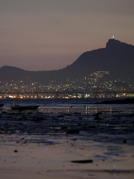 Baía de Guanabara poluída na época da Rio 2016 - Ricardo Moraes/Reuters