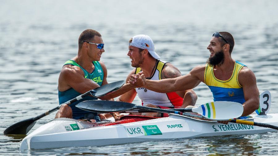 Brasil conquista o bronze na canoagem da Paraolimpíada do ...