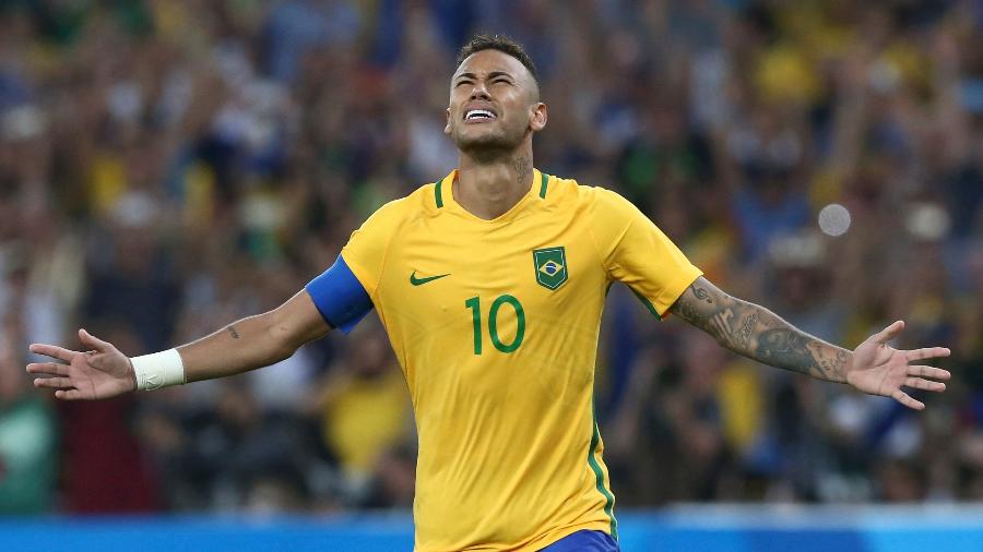 Neymar comemora o gol na última cobrança da disputa de pênaltis contra a Alemanha na final das Olimpíadas do Rio - Reuters