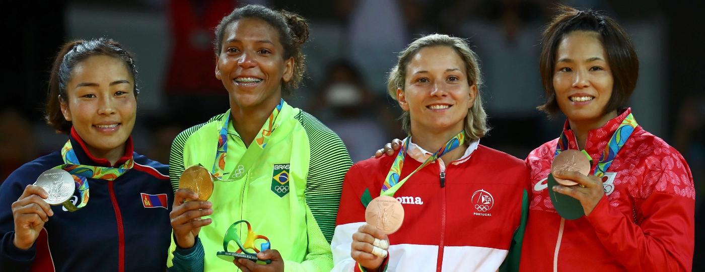 Kai Pfaffenbach/Reuters