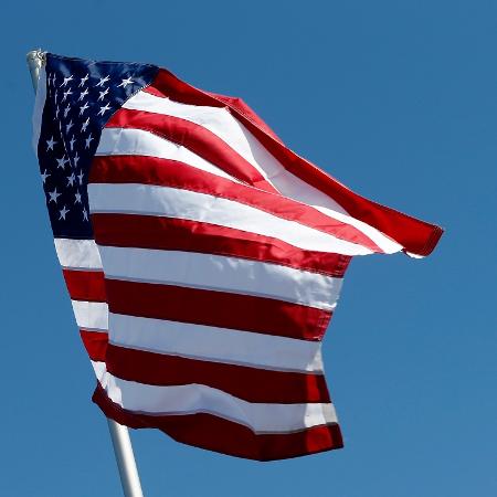 Bandeira dos Estados Unidos - Brian Lawdermilk/Getty Images
