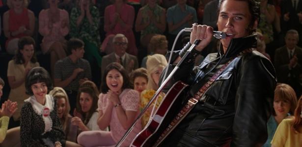 "Elvis" passa pelas mais diversas fases da carreira do músico