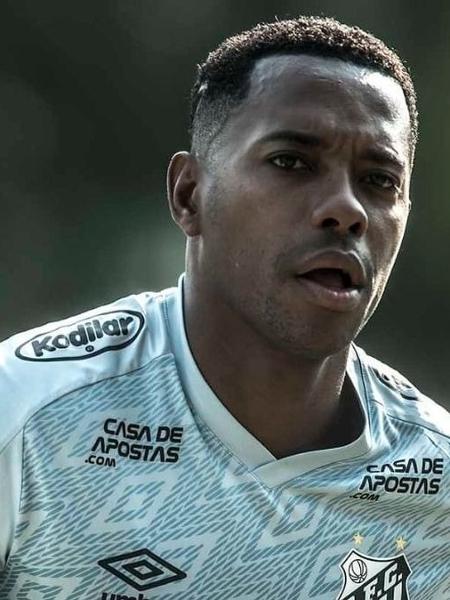 Robinho foi condenado a nove anos de prisão - Reprodução/Ivan Storti/Santos FC