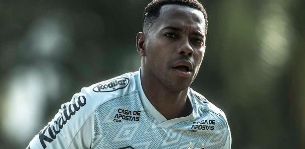 Robinho, ex-jogador da seleção brasileira, foi condenado por crime ocorrido em Milão, em 2013