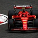 F1: Sainz roda na entrada da reta, bate e causa bandeira vermelha