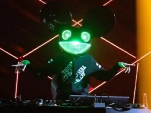 Deadmau5: Saiba quem está por trás da máscara do DJ que se apresenta no Rock In Rio