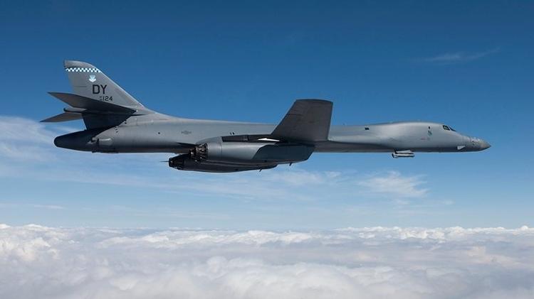 Bombardeiro B-1B Lancer é um dos poucos aviões da categoria com capacidade de voo supersônico