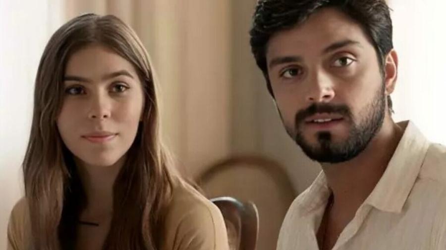 Buba (Gabriela Medeiros) e Venâncio (Rodrigo Simas) em "Renascer" - Reprodução/TV Globo