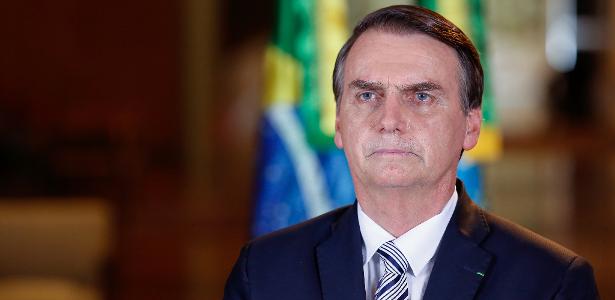 Bolsonaro, enfim, toma coragem e convoca para atos que espancam democracia