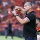 Técnico do Vasco faz promessa inusitada após acesso heroico na Série B