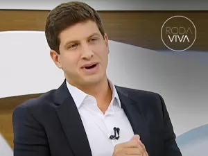 "O governo Lula é melhor do que a avaliação feita sobre ele", afirma prefeito João Campos