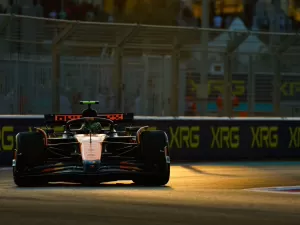 F1: Norris vence GP de Abu Dhabi e McLaren garante título de construtores após 26 anos