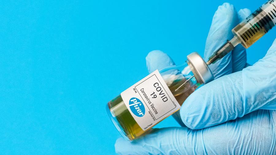 Vacina da Pfizer - Shutterstock