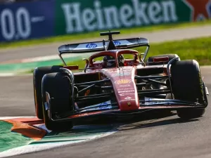 Após reclamação de Verstappen, Leclerc é convocado pela FIA por xingamentos no México