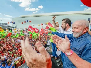 Lula sanciona projeto que amplia isenção do Imposto de Renda 