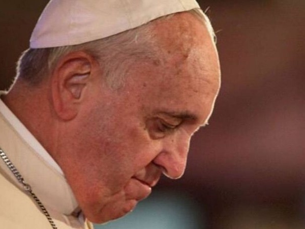 Com dor ciática, Papa Francisco não celebrará missa de Ano Novo