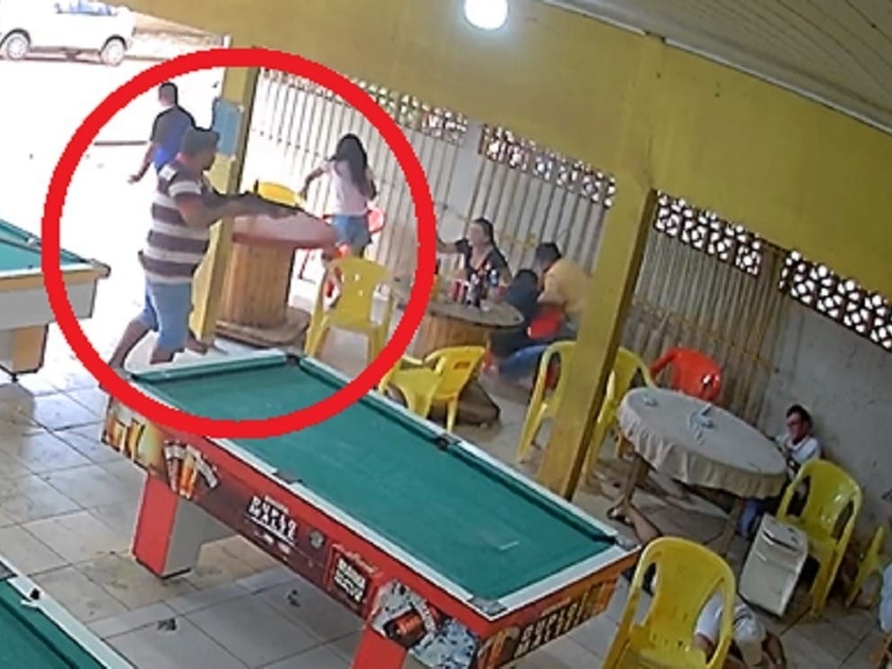 VÍDEO: Homem que matou 7 pessoas após jogo de sinuca é preso