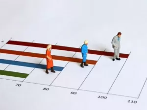 Nossa expectativa de vida deixou de aumentar – alerta estudo