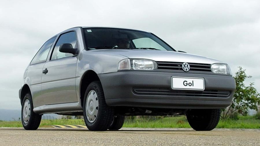 Lançado em sua primeira geração em 1980, o VW Gol ainda é o carro mais comercializado no Brasil 