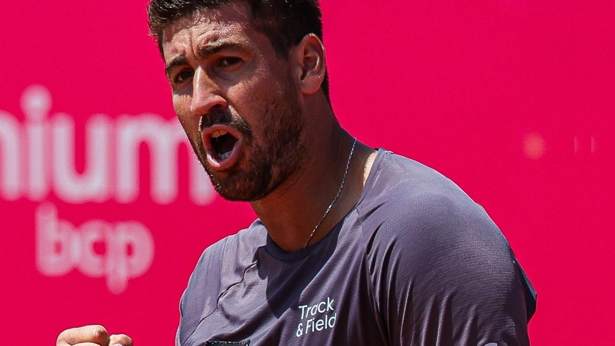 Orlandinho desafia favorito português em seu 1º ATP em nove anos