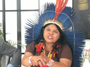 Sônia Guajajara, Ministra dos Povos Indígenas, em discurso em Londres 