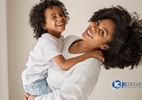 Amor materno: Conheça 7 maneiras de homenagear sua mãe no Dia das Mães - Freepik