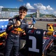 Segundo site italiano, Lindblad estará no grid da F1 2026; entenda