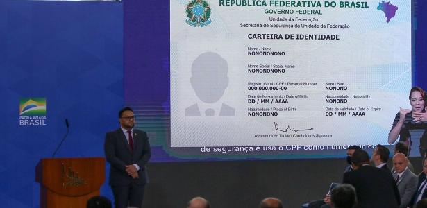 Por que entidades LGBTQIA+ querem acabar com novo RG: 'É uma humilhação' - Universa