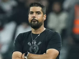 Corinthians: 'Se António não cair hoje, cai se perder domingo', diz Samir