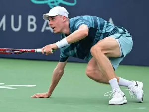 Shapovalov é desclassificado e Shelton vai à semi de Washington