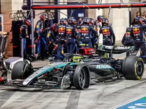 F1 - Hamilton ameniza corrida desastrosa no Catar: "Poderia ter sido pior"