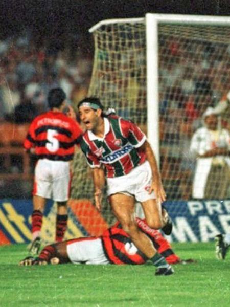 Renato comemora gol do título na final carioca de 1995, reprisada pela Band - Reprodução / Internet