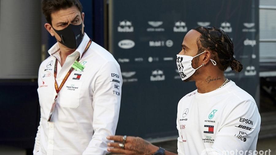 Wolff: Hamilton não acha que a Mercedes gira em torno dele - Divulgação
