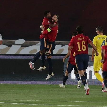 Ansu Fati se tornou o jogador mais jovem a marcar pela Seleção da Espanha - Getty Images