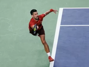 Djokovic fala sobre susto no outro joelho e prevê semi dura