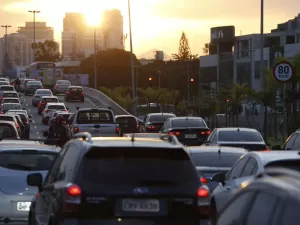 Você dirige bem? Saiba como pedir desconto em estacionamento e IPVA