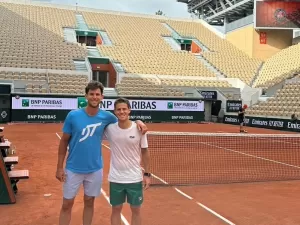 Thiem e Schwartzman treinam juntos em Roland Garros