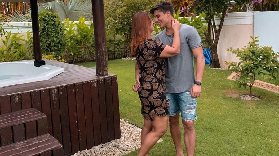 Tiago Ramos e Nadine Gonçalves: casal reatou - Tiago Ramos e Nadine (Foto: Reprodução/Instagram)