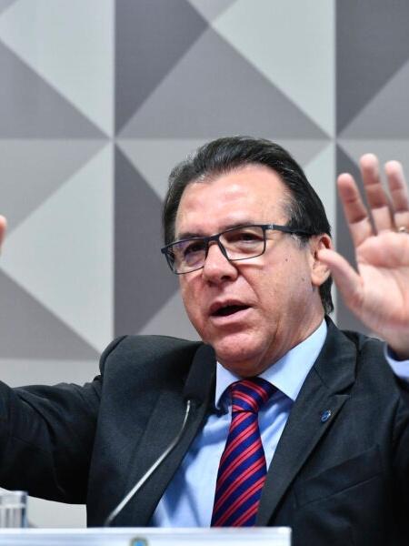 O ministro do Trabalho, Luiz Marinho, já usou quatro vezes a 'avocação' para barrar a entrada de empresas na chamada 'lista suja' do trabalho escravo O ministro do Trabalho, Luiz Marinho, já usou quatro vezes a 'avocação' para barrar a entrada de empresas na chamada 'lista suja' do trabalho escravo