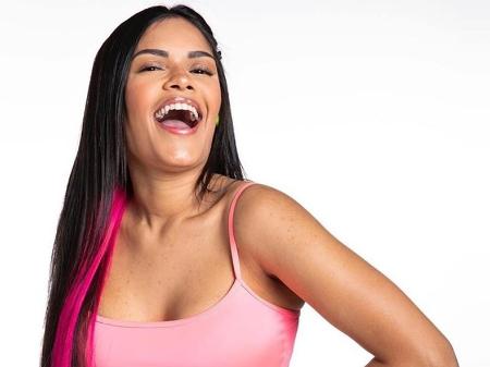 A cantora nordestina Flayslane (FOTO: Reprodução)