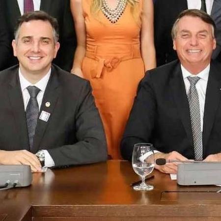 Bolsonaro comemora eleição de Pacheco no Senado - 