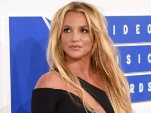 Britney Spears faz exposed da família após perder processo contra o pai: ‘Tenho muita sorte de estar aqui’