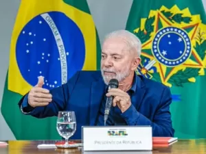 Lula antecipa retorno ao Planalto para assinar acordo sobre tragédia em Mariana nesta sexta (24)