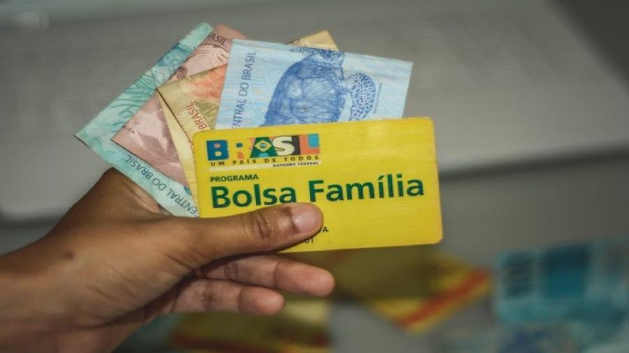 Veja previsão de pagamentos adicionais do Bolsa Família, como R$ 150 por criança até 6 anos - Agência Brasil - Bolsa Família em 2023