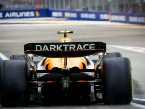 F1 - Ferrari: Legalidade da asa traseira da McLaren era uma questão de "preto ou branco"