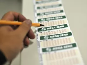 Mega-Sena: aposta de Fortaleza acerta cinco números e leva R$ 63 mil; veja números sorteados