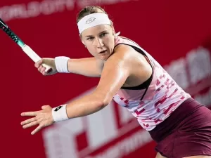 Blinkova também supera Navarro e faz semi em Hong Kong